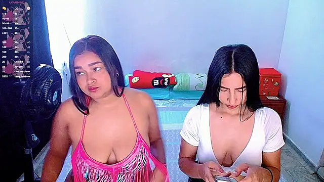 Snapshot of violeta_rous chatting on 10-27-25, 08:43 violeta rous online show from 10-27-25, 08:43