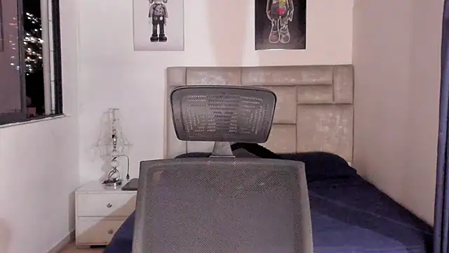 paul rogerr online show from 10-28-25, 02:23