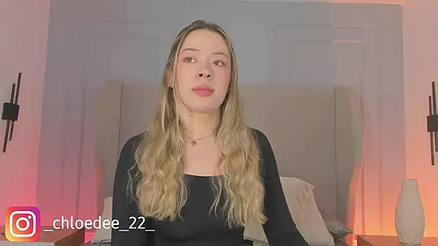 chloe d online show from 02-13-26, 01:00