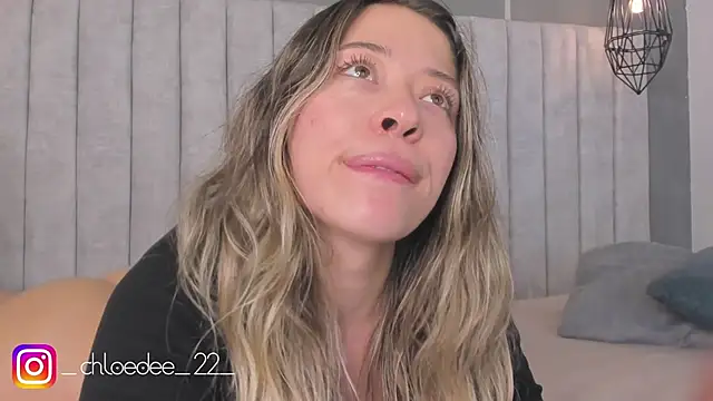 chloe d online show from 02-19-25, 05:49