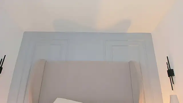 chloe d online show from 04-19-26, 06:10