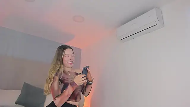 chloe d online show from 03-12-26, 12:42