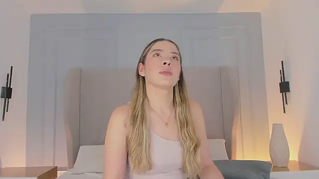 chloe d online show from 04-07-26, 12:40