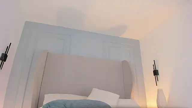 chloe d online show from 04-30-26, 10:33