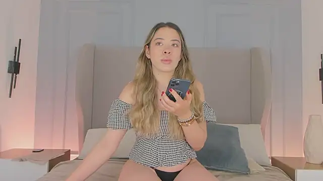 chloe d online show from 05-21-26, 12:02