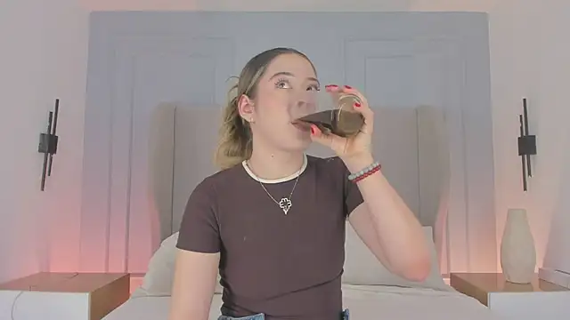 chloe d online show from 06-01-26, 01:11