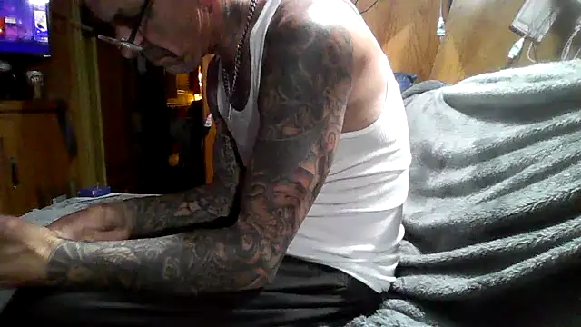 Snapshot of deepstroker42071 chatting on 04-02-26, 02:52 deepstroker42071 online show from 04-02-26, 02:52
