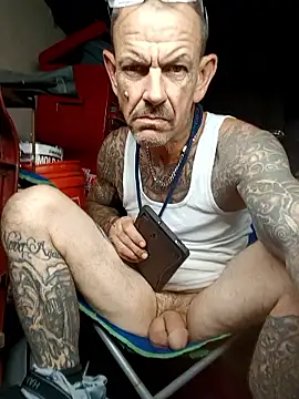 deepstroker42071 online show from 10-11-25, 11:44