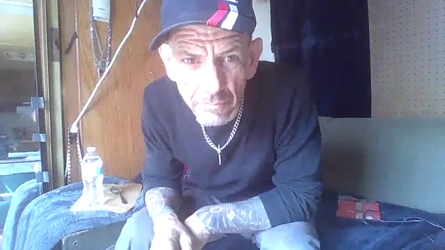 Snapshot of deepstroker42071 chatting on 04-07-26, 08:21 deepstroker42071 online show from 04-07-26, 08:21