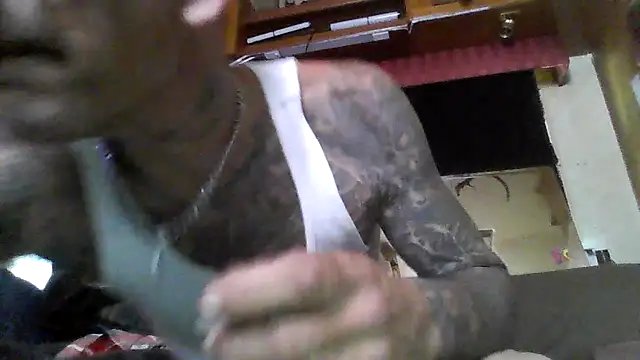 Snapshot of deepstroker42071 chatting on 04-02-26, 03:30 deepstroker42071 online show from 04-02-26, 03:30