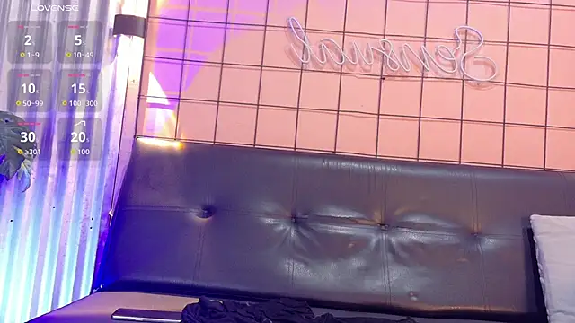 Snapshot of sofiaa_ebony chatting on 02-02-26, 01:21 sofiaa ebony online show from 02-02-26, 01:21