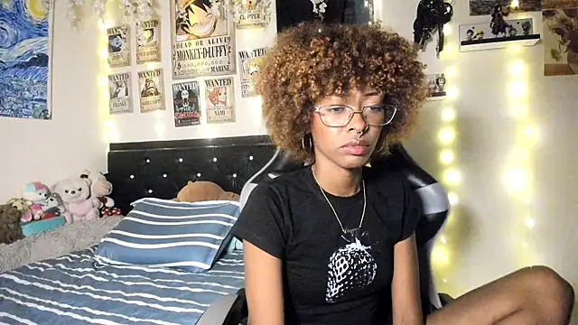 Cristal Jonasxh online show from 11-28-25, 04:34