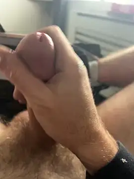 Snapshot of BIGDICK3202 chatting on 12-13-24, 12:28 BIGDICK3202 online show from 12-13-24, 12:28