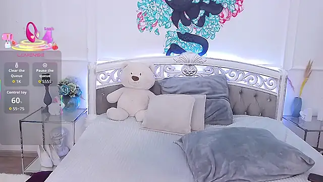 CrissyTaylor online show from 11-09-25, 03:43