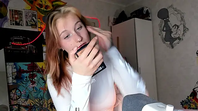 Sunny Mouse  online show from 03-06-25, 05:00