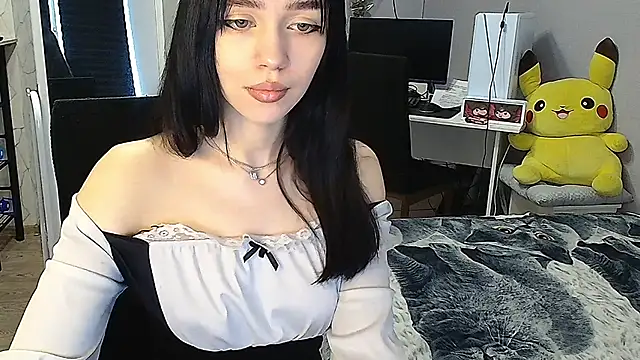 Snapshot of KathrineBerry chatting on 03-05-25, 07:05 KathrineBerry online show from 03-05-25, 07:05