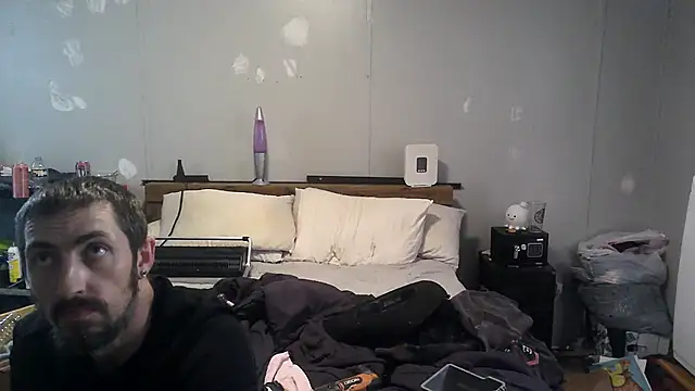 Bi curious86 online show from 11-17-25, 08:57