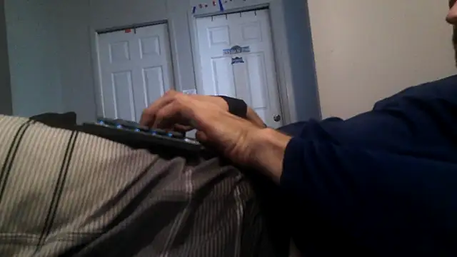 Bi curious86 online show from 04-02-26, 06:42