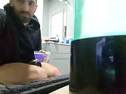 Bi curious86 online show from 02-14-26, 02:06