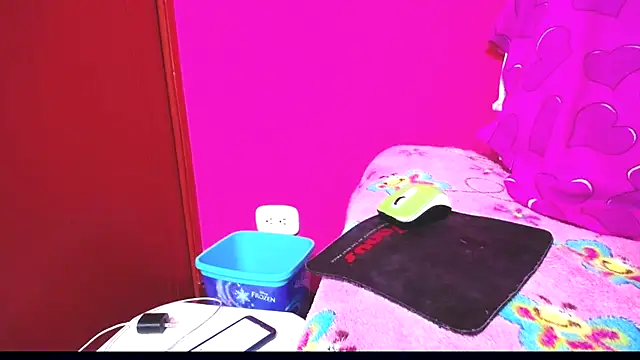 Snapshot of TifanyNasty chatting on 03-09-25, 11:14 TifanyNasty online show from 03-09-25, 11:14