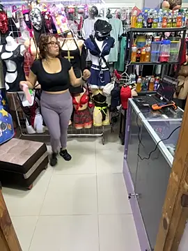 ROSALIALUCY online show from 09-29-25, 12:00