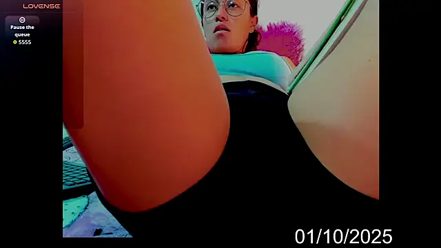 lady hana28 online show from 10-01-25, 12:53