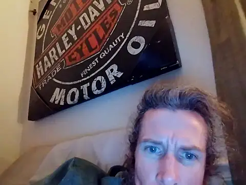 CuddlyFloat88 online show from 01-13-26, 03:21