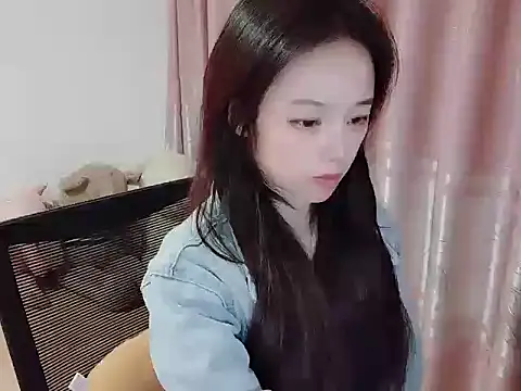 wwcc123 online show from 11-21-25, 02:27