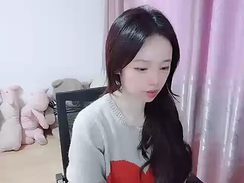 wwcc123 online show from 12-19-25, 03:10