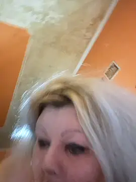 Snapshot of ducicsajsziii chatting on 09-24-25, 10:16 ducicsajsziii online show from 09-24-25, 10:16