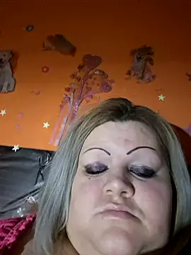 ducicsajsziii online show from 02-12-26, 05:02