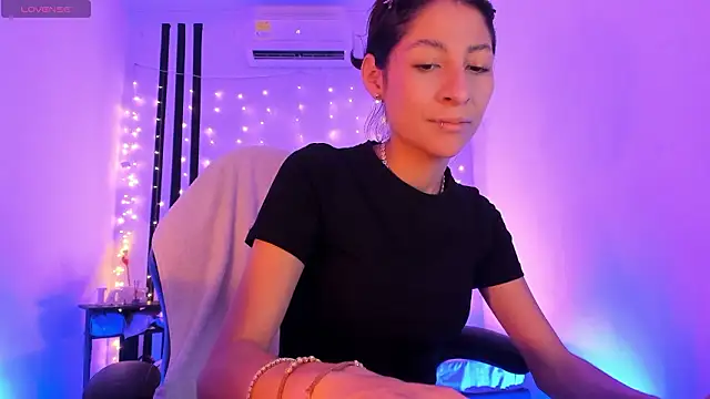 Gorgeous Team online show from 02-17-26, 06:27