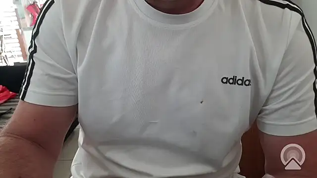 Snapshot of Ivanxx712 chatting on 10-28-25, 04:06 Ivanxx712 online show from 10-28-25, 04:06