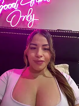 sexyyykloee online show from 04-21-26, 04:41