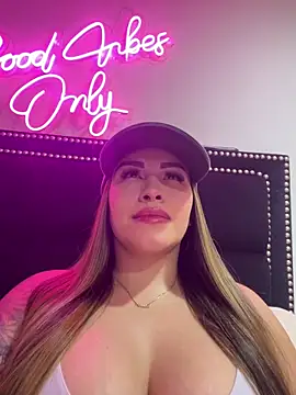 sexyyykloee online show from 05-09-26, 08:28