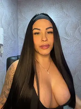 sexyyykloee online show from 11-11-25, 04:18