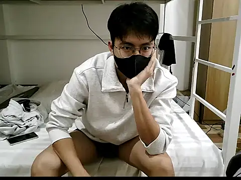 Gwencloudy online show from 01-08-26, 07:03