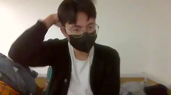 Gwencloudy online show from 02-04-25, 04:39