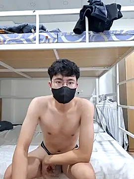 Gwencloudy online show from 02-24-26, 04:13