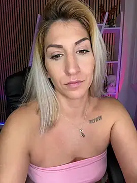 sofiah  online show from 01-10-26, 07:31