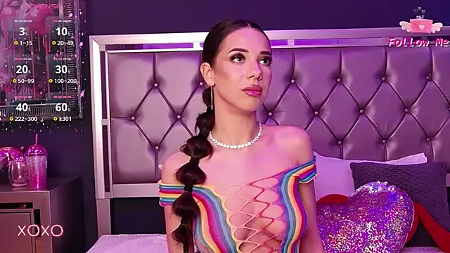 LaraKent online show from 03-18-25, 12:08