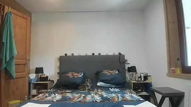 Madame Callie online show from 05-12-26, 01:06