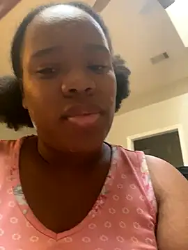 Snapshot of babygirllove8 chatting on 10-24-25, 03:22 babygirllove8 online show from 10-24-25, 03:22