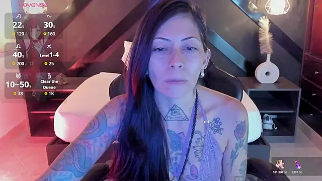 Snapshot of dark_gotica chatting on 06-08-26, 11:55 dark gotica online show from 06-08-26, 11:55