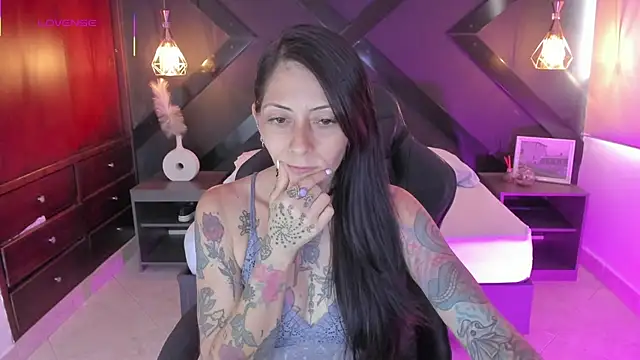 dark gotica online show from 09-30-25, 07:09