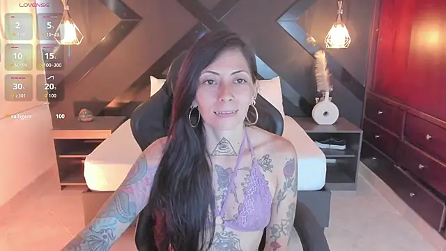 dark gotica online show from 12-20-25, 12:19