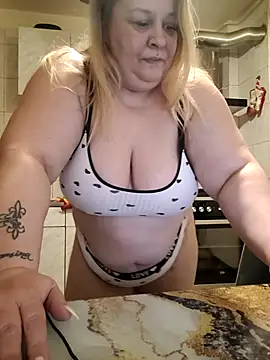 AriannaMilf online show from 01-14-26, 11:19