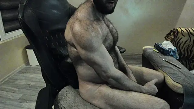 Hugealphabeast online show from 12-25-24, 07:13