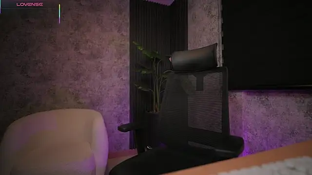 AmyWalker  online show from 01-14-26, 08:51