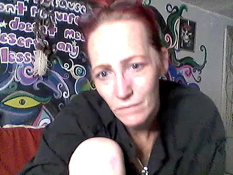 Snapshot of 4EyedSluttyGinger chatting on 01-14-26, 07:17 4EyedSluttyGinger online show from 01-14-26, 07:17